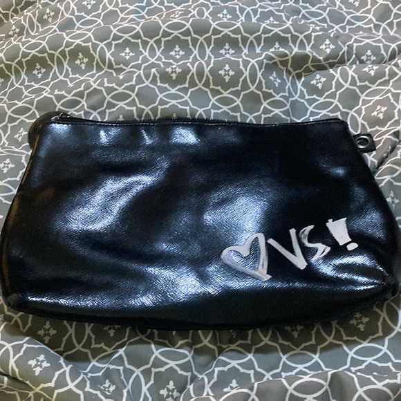 Victoria secret bag π€π - Picture 6 of 7